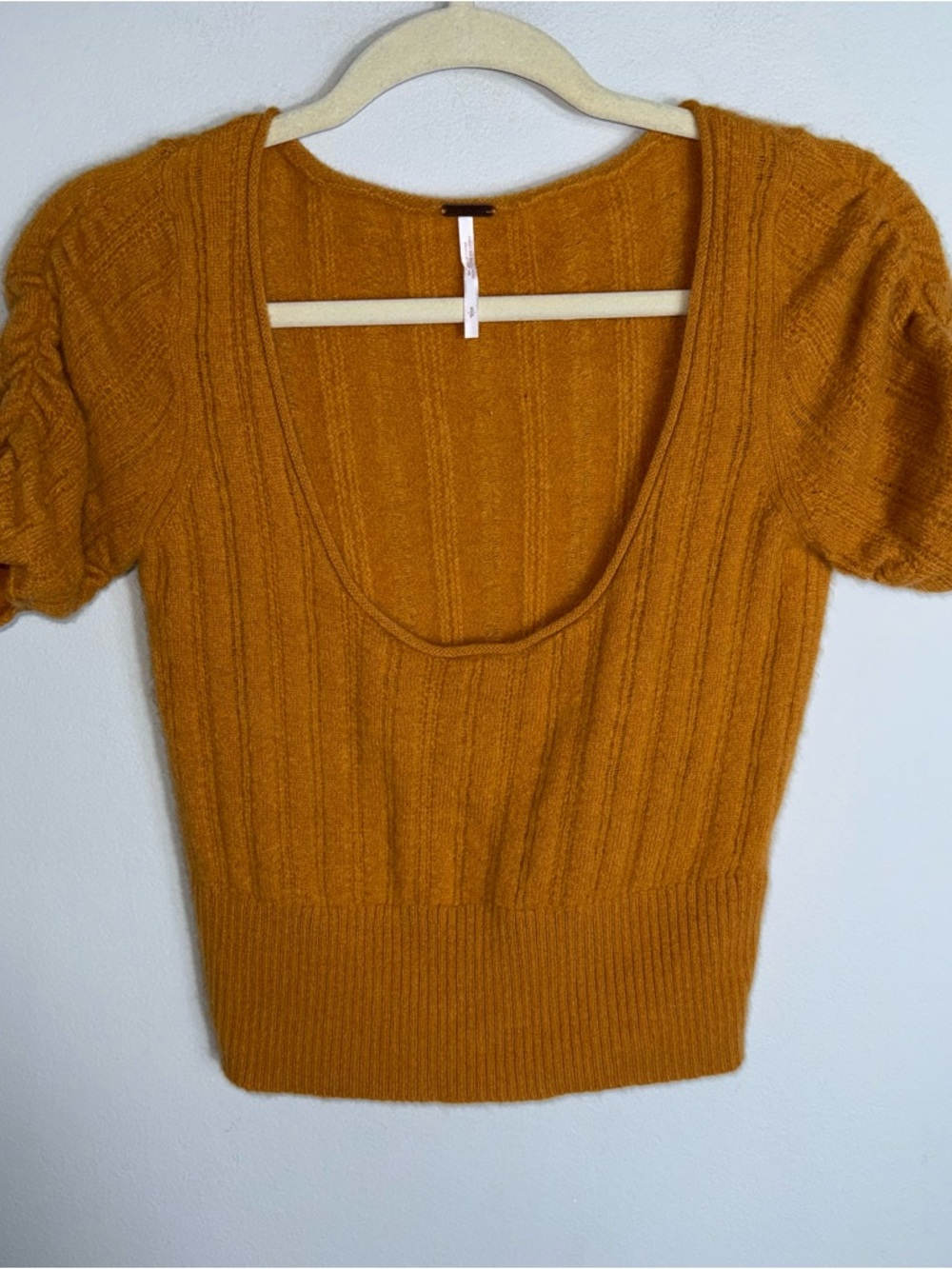 Free People Cropped Short Sleeve Cashmere Sweater-Round Neck-Small